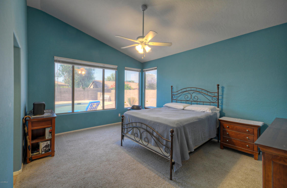 4361 E Sands Dr, Phoenix, AZ 85050 photo 4