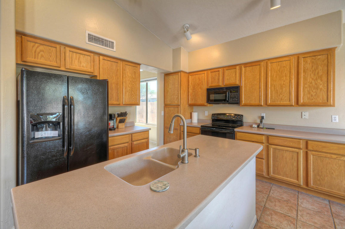 4361 E Sands Dr, Phoenix, AZ 85050 photo 3