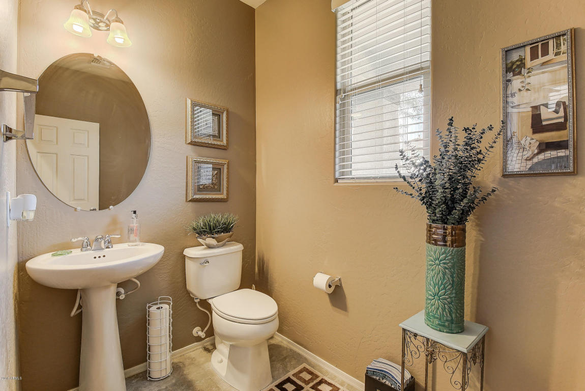 2891 S Hansen Dr, Gilbert, AZ 85295 photo 8