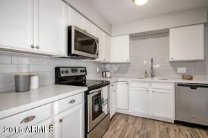 1008 W Halstead Dr, Phoenix, AZ 85023 photo 8