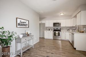 1008 W Halstead Dr, Phoenix, AZ 85023 photo 9