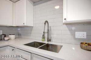 1008 W Halstead Dr, Phoenix, AZ 85023 photo 11