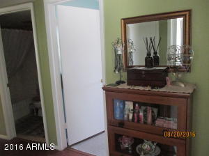 2319 E Betty Elyse Ln, Phoenix, AZ 85022 photo 27