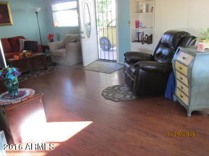 2319 E Betty Elyse Ln, Phoenix, AZ 85022 photo 15