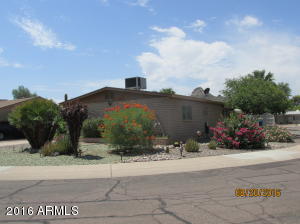 2319 E Betty Elyse Ln, Phoenix, AZ 85022 photo 6