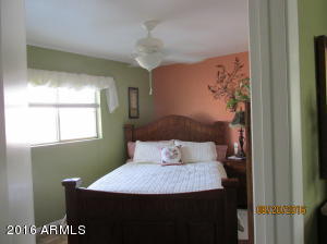 2319 E Betty Elyse Ln, Phoenix, AZ 85022 photo 25