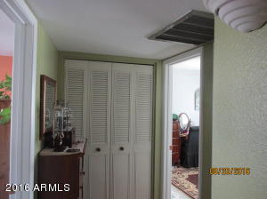 2319 E Betty Elyse Ln, Phoenix, AZ 85022 photo 24