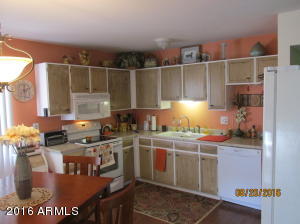 2319 E Betty Elyse Ln, Phoenix, AZ 85022 photo 17