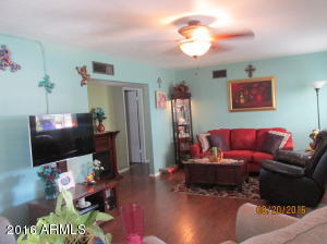 2319 E Betty Elyse Ln, Phoenix, AZ 85022 photo 13