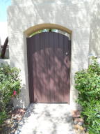 4544 E Rosemonte Dr, Phoenix, AZ 85050 photo 2