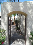 4544 E Rosemonte Dr, Phoenix, AZ 85050 photo 3