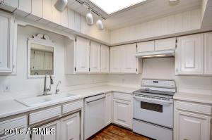 6829 N 3rd Pl, Phoenix, AZ 85012 photo 17
