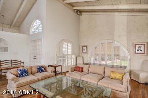 6829 N 3rd Pl, Phoenix, AZ 85012 photo 12