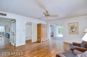 6829 N 3rd Pl, Phoenix, AZ 85012 photo 21