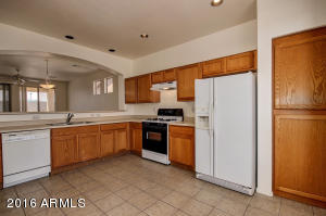 2110 S Edgewater --, Mesa, AZ 85209 photo 9