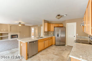 1395 E Betsy Ln, Gilbert, AZ 85296 photo 14