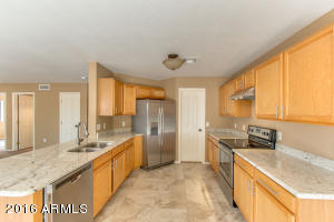 1395 E Betsy Ln, Gilbert, AZ 85296 photo 13