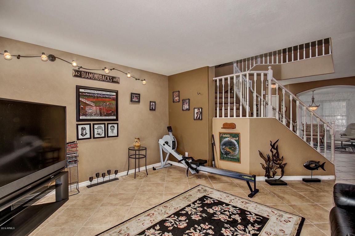 2030 S Athena --, Mesa, AZ 85209 photo 3