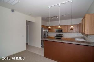 2727 E Schiliro Cir, Phoenix, AZ 85032 photo 9