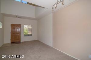 2727 E Schiliro Cir, Phoenix, AZ 85032 photo 2