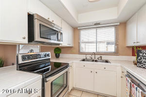 2883 E Fairmount Ave, Phoenix, AZ 85016 photo 6
