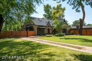 33 W Medlock Dr, Phoenix, AZ 85013 photo 1