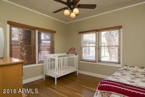 33 W Medlock Dr, Phoenix, AZ 85013 photo 15