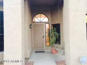 1208 W Iris Dr, Gilbert, AZ 85233 photo 4