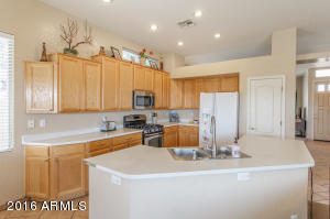 1561 W Chilton Ave, Gilbert, AZ 85233 photo 4