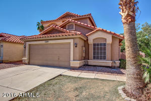 1009 W Cantebria Dr, Gilbert, AZ 85233 photo 3