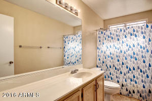 1009 W Cantebria Dr, Gilbert, AZ 85233 photo 13