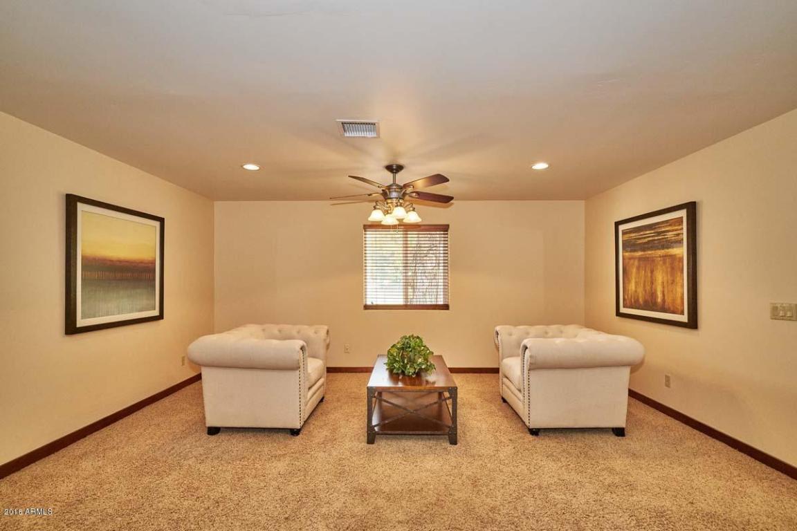 700 E Tremaine Ave, Gilbert, AZ 85234 photo 23