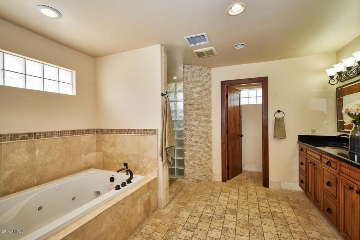 700 E Tremaine Ave, Gilbert, AZ 85234 photo 27