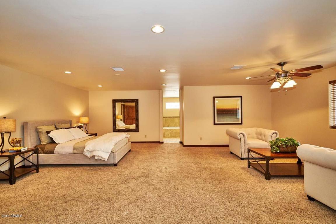 700 E Tremaine Ave, Gilbert, AZ 85234 photo 21