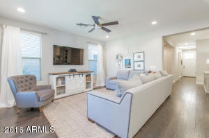 4082 E Mesquite St, Gilbert, AZ 85296 photo 2