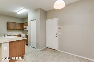 1506 E Sonrisas St, Phoenix, AZ 85040 photo 8