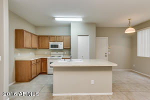 1506 E Sonrisas St, Phoenix, AZ 85040 photo 2
