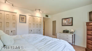 1735 E Baker Dr, Tempe, AZ 85282 photo 9