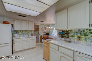 129 Echo Ln, Phoenix, AZ 85020 photo 11