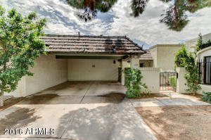129 Echo Ln, Phoenix, AZ 85020 photo 2