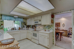 129 Echo Ln, Phoenix, AZ 85020 photo 13