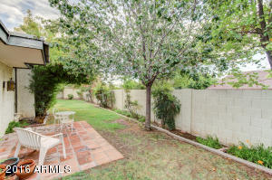 129 Echo Ln, Phoenix, AZ 85020 photo 34