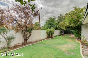 129 Echo Ln, Phoenix, AZ 85020 photo 30