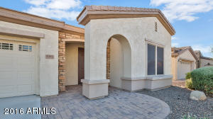 5385 S Eucalyptus Dr, Gilbert, AZ 85298 photo 4