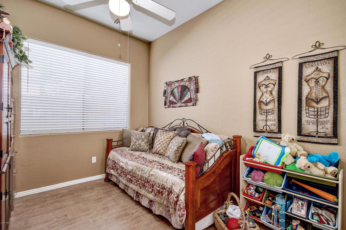 1526 E Catamaran Dr, Gilbert, AZ 85234 photo 29