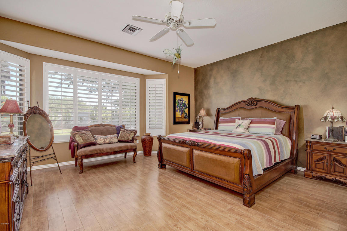 1526 E Catamaran Dr, Gilbert, AZ 85234 photo 18