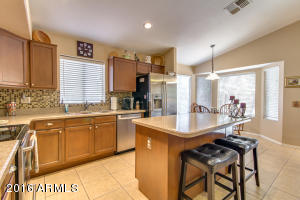 706 N Granite St, Gilbert, AZ 85234 photo 7