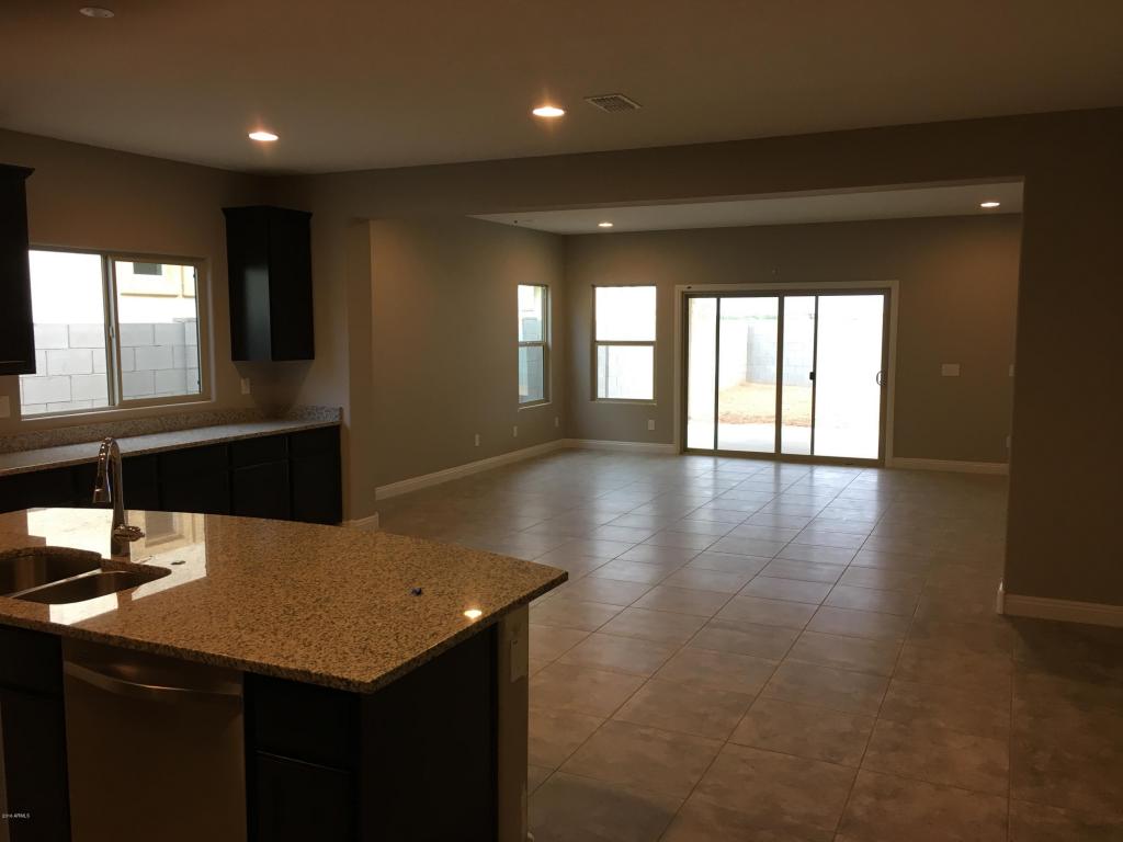 11137 E Topaz Ave, Mesa, AZ 85212 photo 4