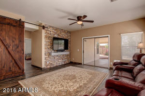 2877 E Cathy Dr, Gilbert, AZ 85296 photo 6