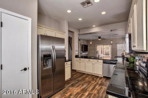 2877 E Cathy Dr, Gilbert, AZ 85296 photo 10